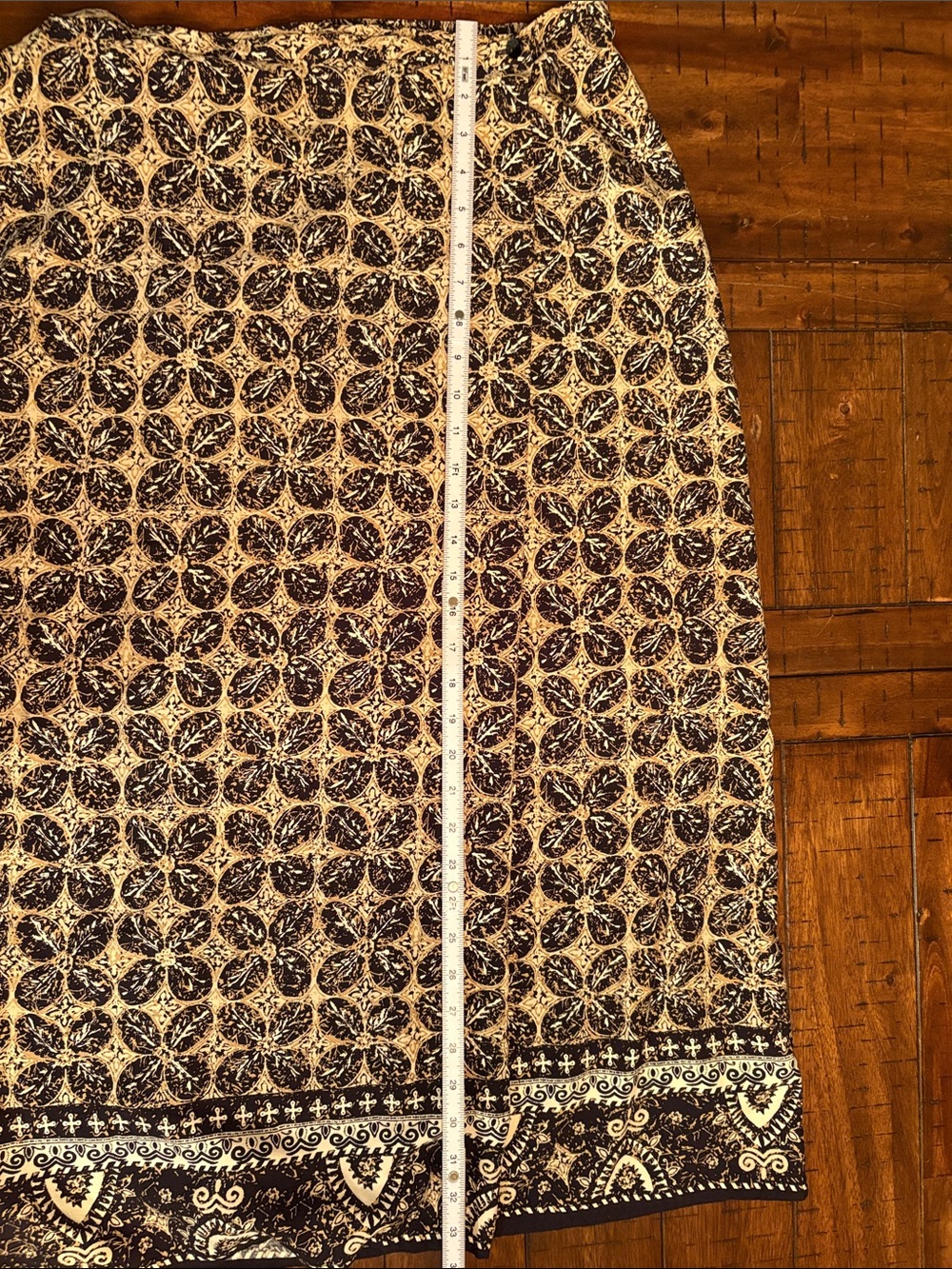 GORGEOUS Liz Claiborne Black/Cream Maxi Wrap Skirt -Large - Silk, Classy, Luxury - Picture 9 of 10